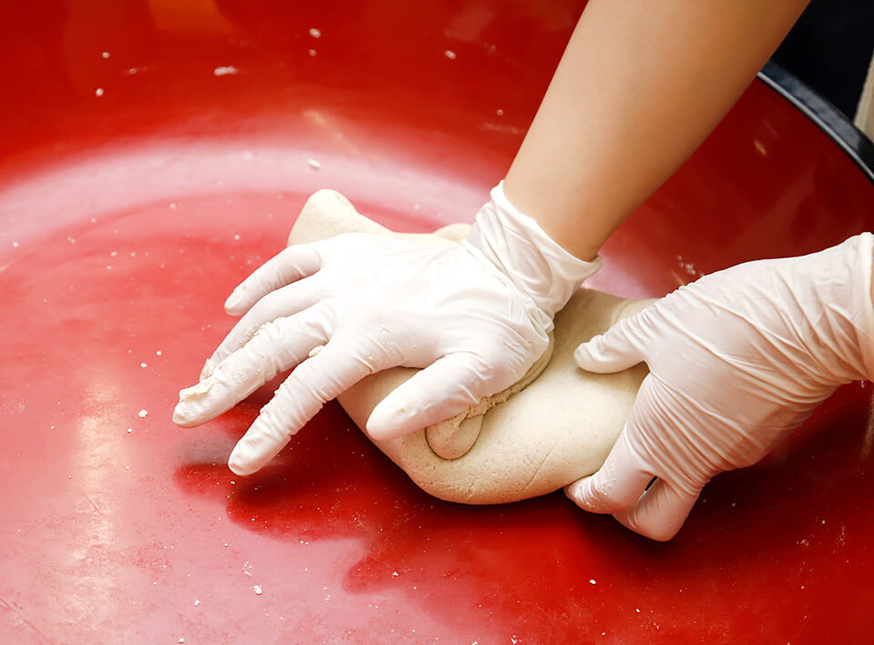 味な工房にて「白神そば打ち」を体験